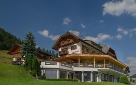 Hotel Nagglerhof am Weissensee